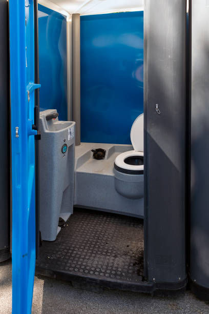 Portable Toilet Options We Offer in Closter, NJ